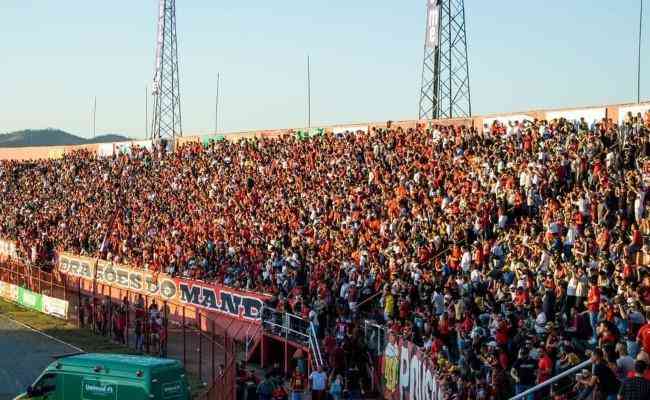 Torcida do Pouso Alegre deve bater recorde de pblico na deciso das quartas