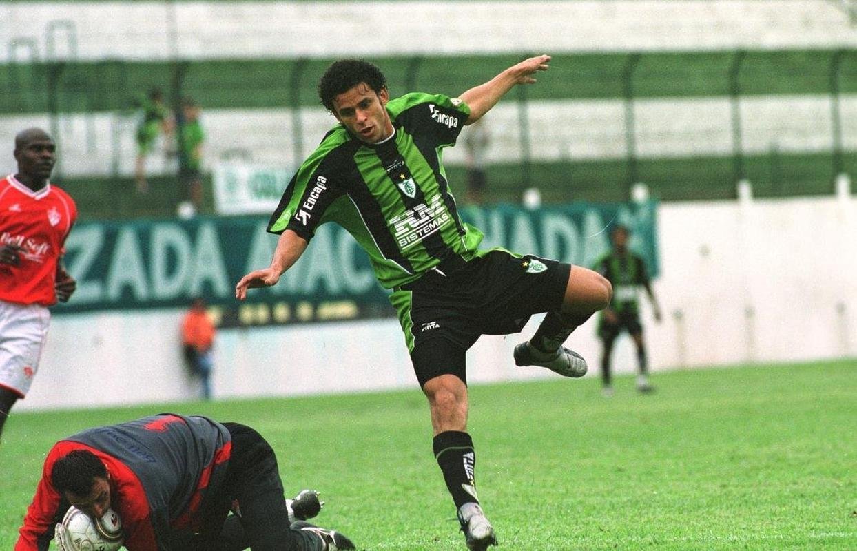 Fred em lance do jogo contra o Uberaba, em 2004