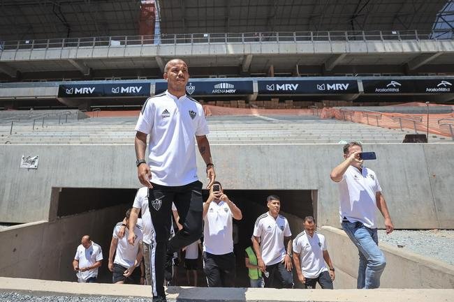 Na manh deste sbado (24/9), jogadores, comisso tcnica e diretoria do Atltico visitaram as obras da Arena MRV, futura casa do Galo.