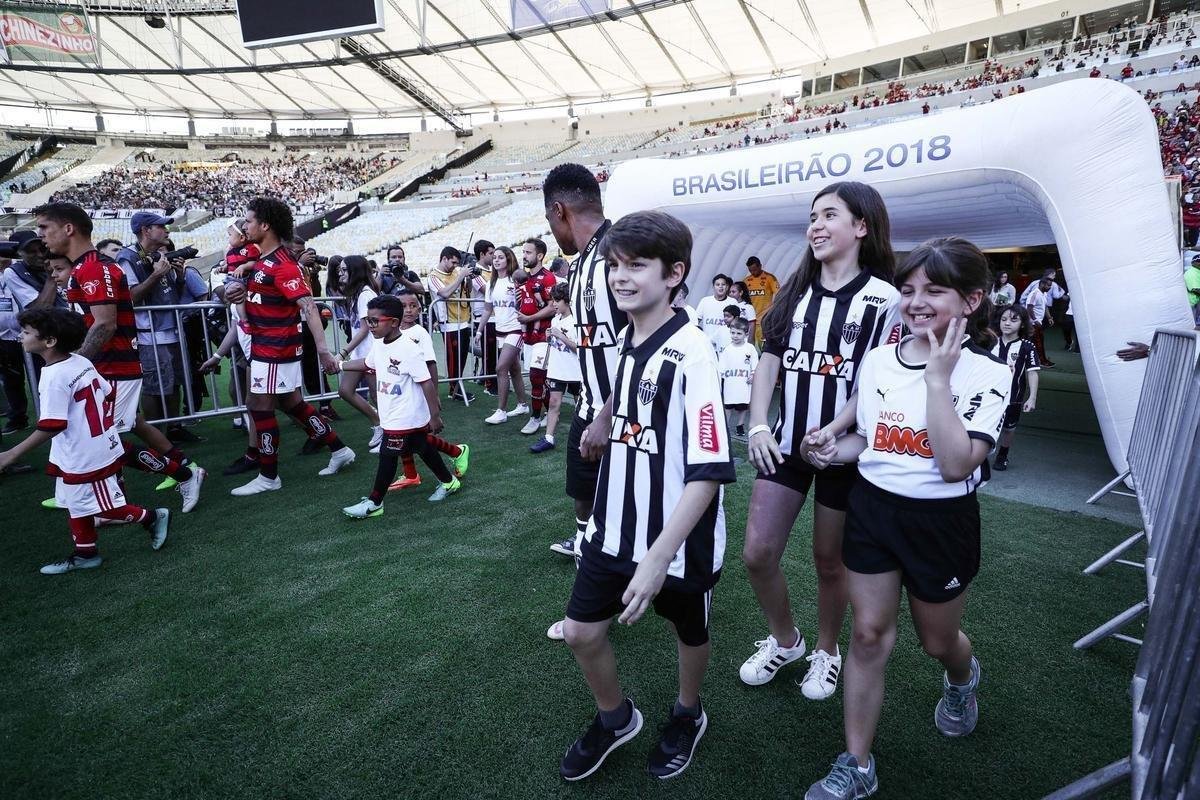 Imagens do duelo entre Flamengo e Atlético, no Maracanã, pela 26ª rodada do Brasileiro