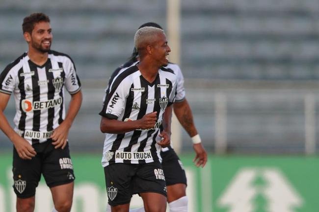 Em Poos de Caldas, Atltico  derrotado pela Caldense, de virada, por 2 a 1, pela sexta rodada do Campeonato Mineiro 
