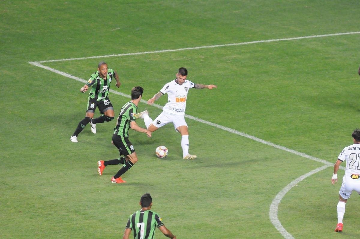 Fotos do clssico entre Amrica e Atltico, no Independncia, em duelo de volta da semifinal do Campeonato Mineiro