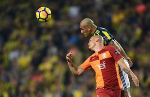 Maicon defendeu o Galatasaray da Turquia na temporada 2017/2018 e em parte de 2019