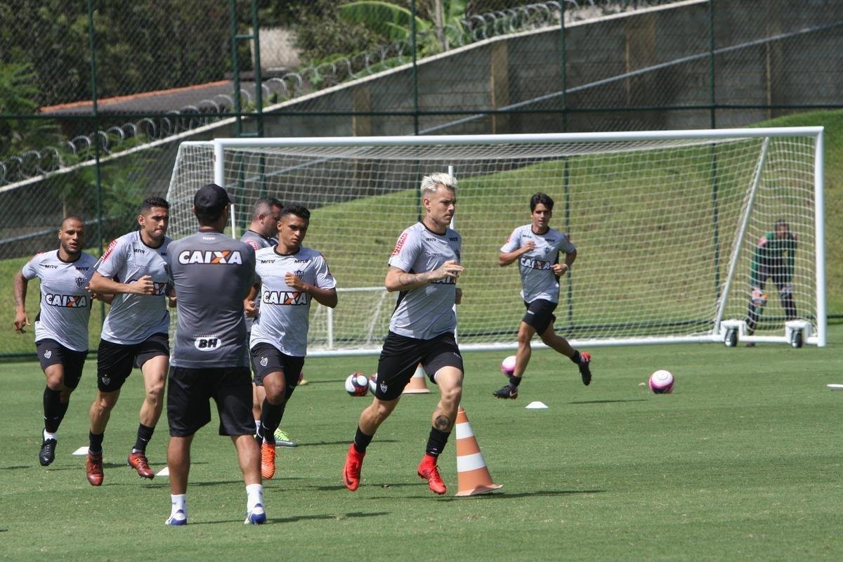 Imagens do treino do Atltico