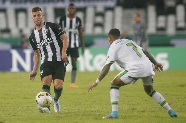 Fotos da partida entre Botafogo e Amrica, pelo duelo de volta das oitavas de final da Copa do Brasil. Jogo foi realizado nesta quinta-feira (14), no estdio Nilton Santos, na cidade do Rio de Janeiro.
