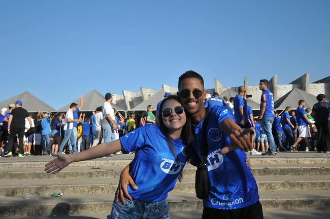 Chegada da torcida do Cruzeiro ao Mineiro para o jogo contra a Ponte Preta pela 13 rodada da Srie B do Campeonato Brasileiro. Estdio voltou a receber grande pblico