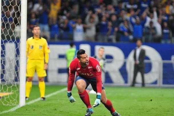 Cruzeiro venceu pnaltis com gols de Rafael Sobis, Raniel e Thiago Neves; Fbio pegou pnalti de Luan