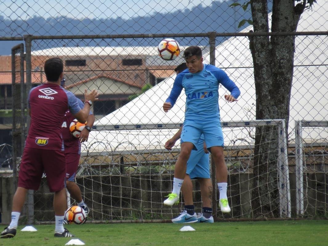 Fotos da reapresentao do Cruzeiro nesta segunda-feira (Matheus Adler/EM D.A Press)
