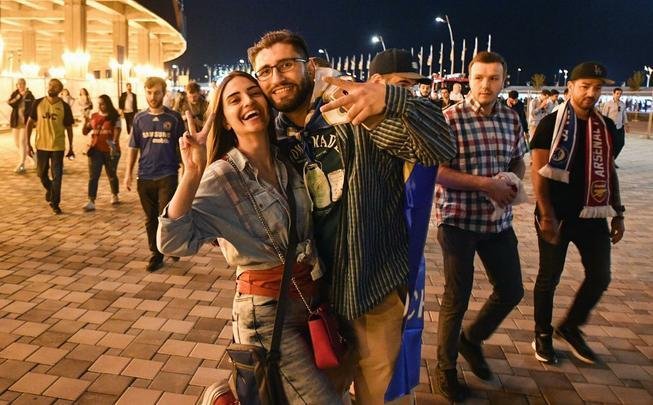 Arsenal e Chelsea se enfrentaram nesta tera-feira, diante de milhares de torcedores no Estdio Olmpico de Baku