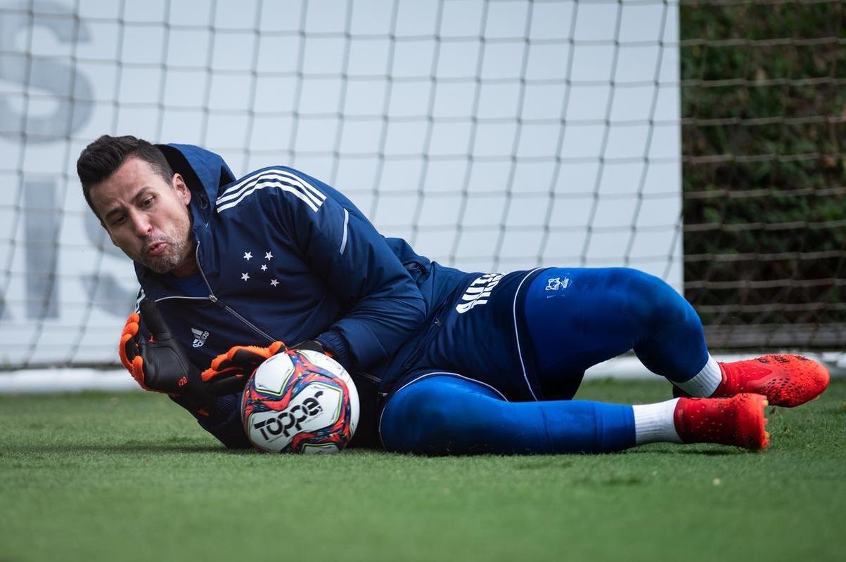 Fotos do treino do Cruzeiro desta segunda-feira (18/10)
