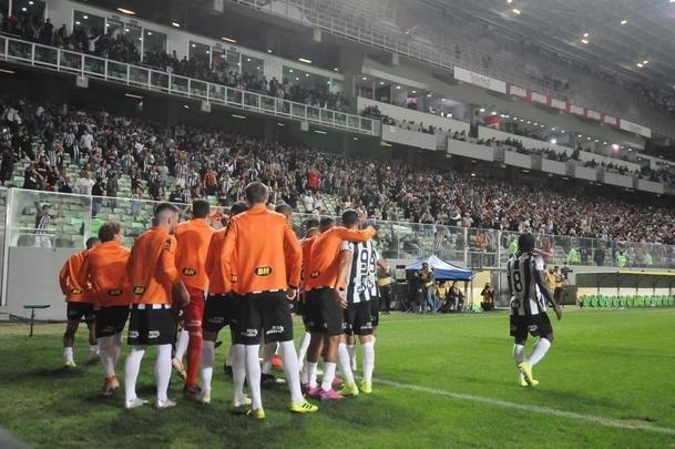 Torcida do Cruzeiro compareceu ao Independncia