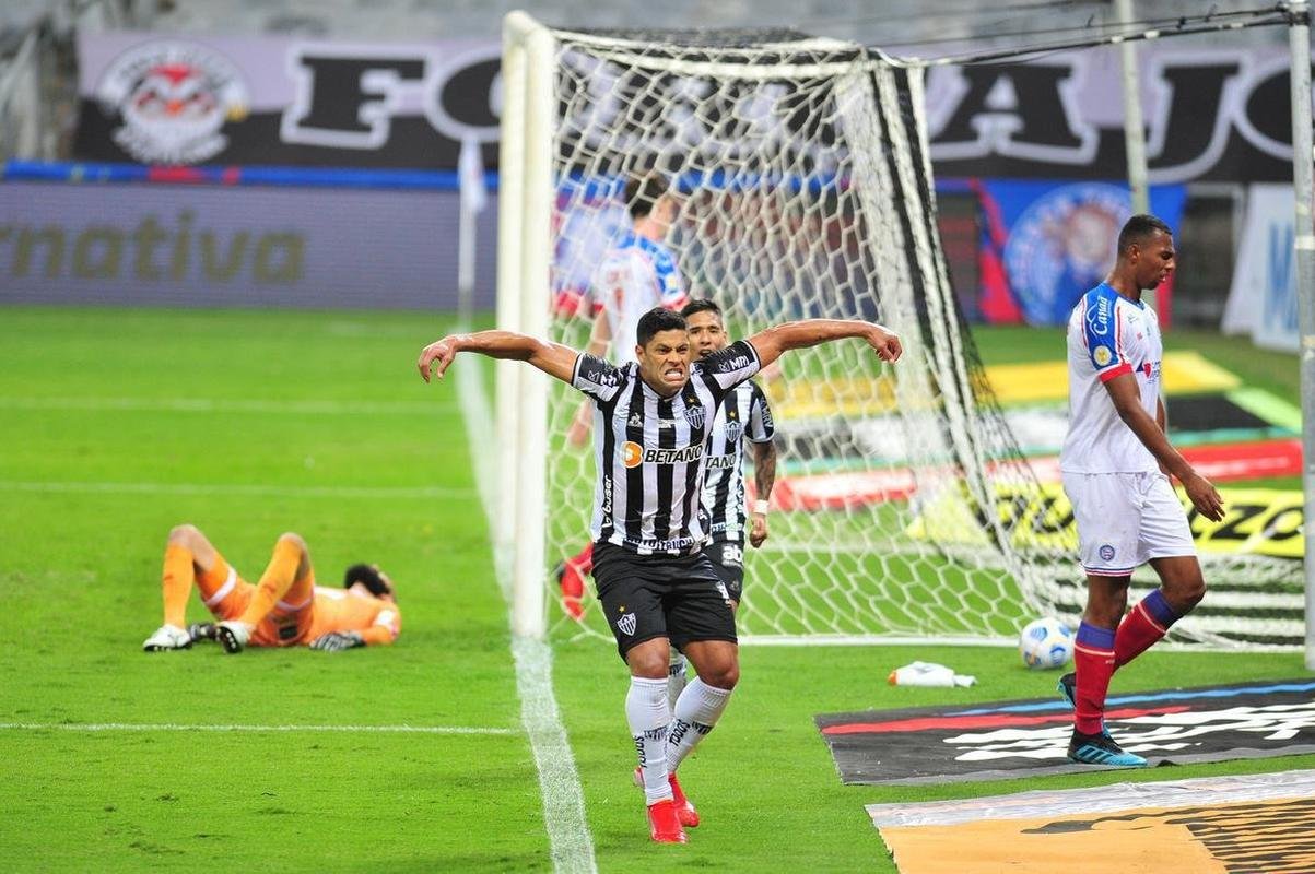 13 rodada - Atltico venceu o Bahia por 3 a 0, no Mineiro, com gols de Hulk (dois) e Nathan