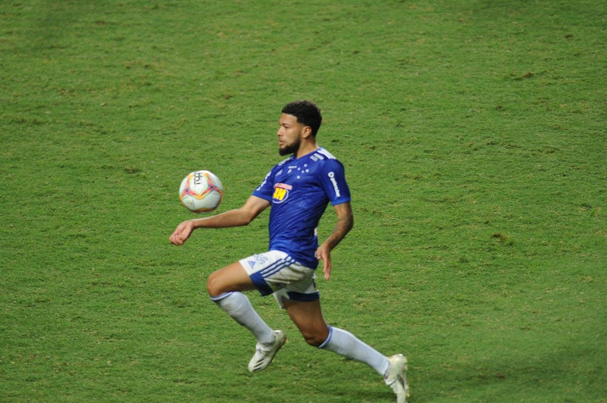 Fotos do jogo entre Cruzeiro e Cuiab, no Independncia, em Belo Horizonte, pela 32 rodada da Srie B do Campeonato Brasileiro