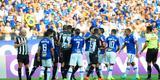 Imagens do primeiro tempo do clssico entre Cruzeiro e Atltico, no Mineiro, pela 26 rodada