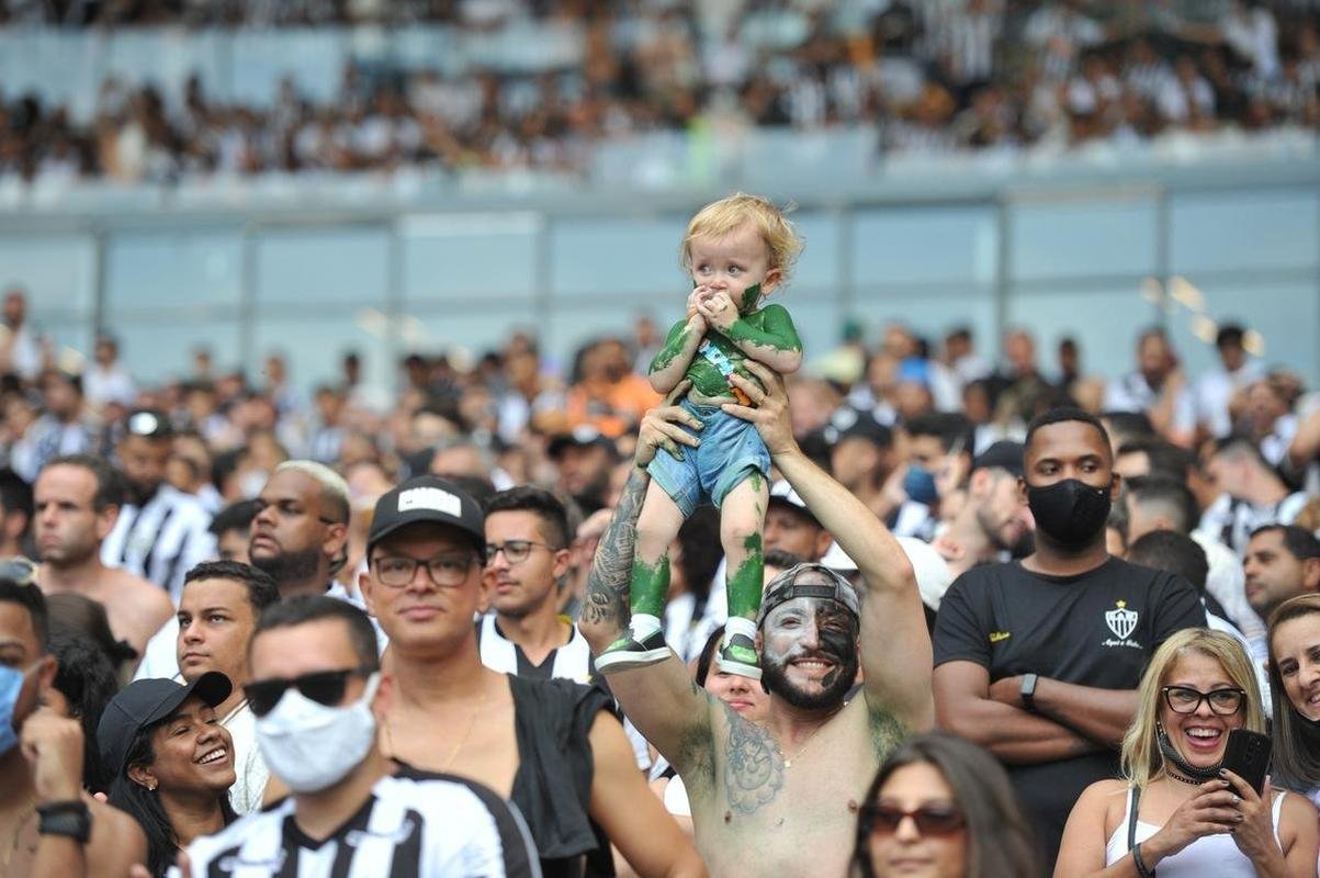 Torcida do Atltico lota o Mineiro contra o Amrica; veja fotos