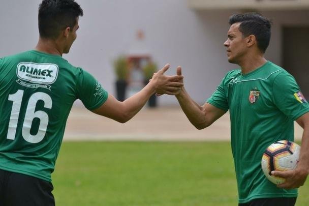Deportivo Lara treinou a parte física na manhã desta terça-feira, em Valencia, na Venezuela. Time enfrenta o Cruzeiro às 19h15 desta quarta, no Mineirão, pela segunda rodada do Grupo B da Copa Libertadores