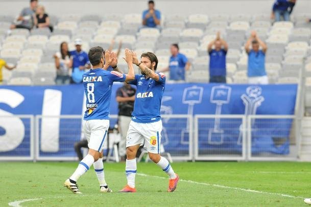Fotos de Cruzeiro x Fluminense, no Mineiro, pela 34 rodada do Brasileiro (Rodrigo Clemente/EM D.A Press)