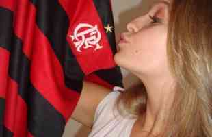 Carla Diaz torce para o Flamengo