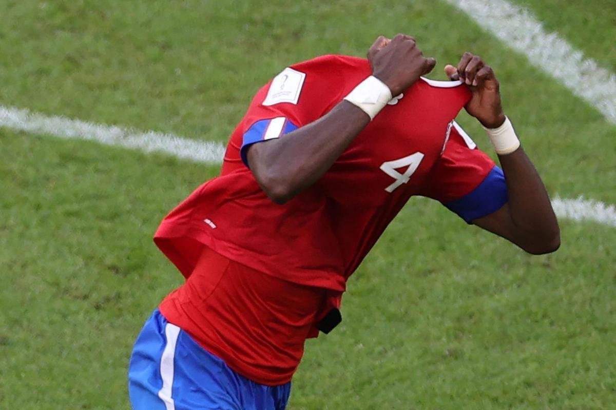 Japo e Costa Rica se enfrentaram no Ahmad Bin Ali Stadium, em Al-Rayyan