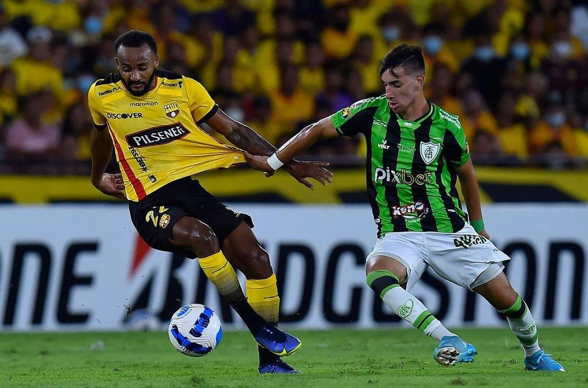 Barcelona-EQU x Amrica: fotos do jogo pela Libertadores