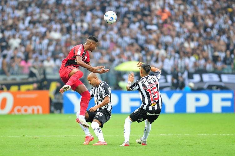 Fotos da vitria do Atltico sobre o Athletico-PR, no Mineiro, no jogo de ida da final da Copa do Brasil