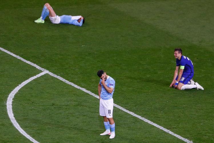 Chelsea faz a festa depois de vencer o Manchester City e faturar o bi na Liga dos Campeões