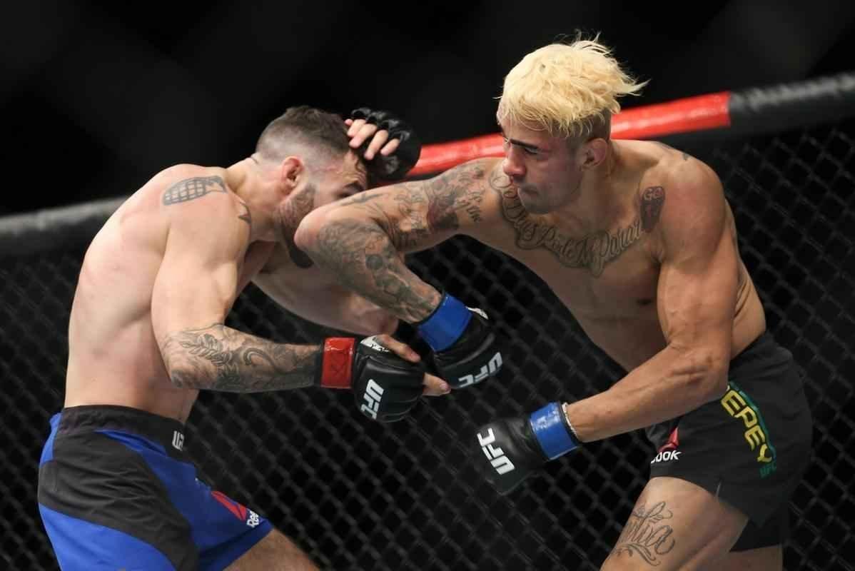 Shane Burgos venceu Godofredo Pepey por deciso unnime 