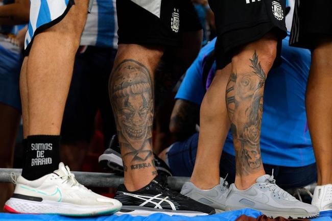 Torcedores de Argentina e Austrlia, que se enfrentaram pelas oitavas de final da Copa do Mundo