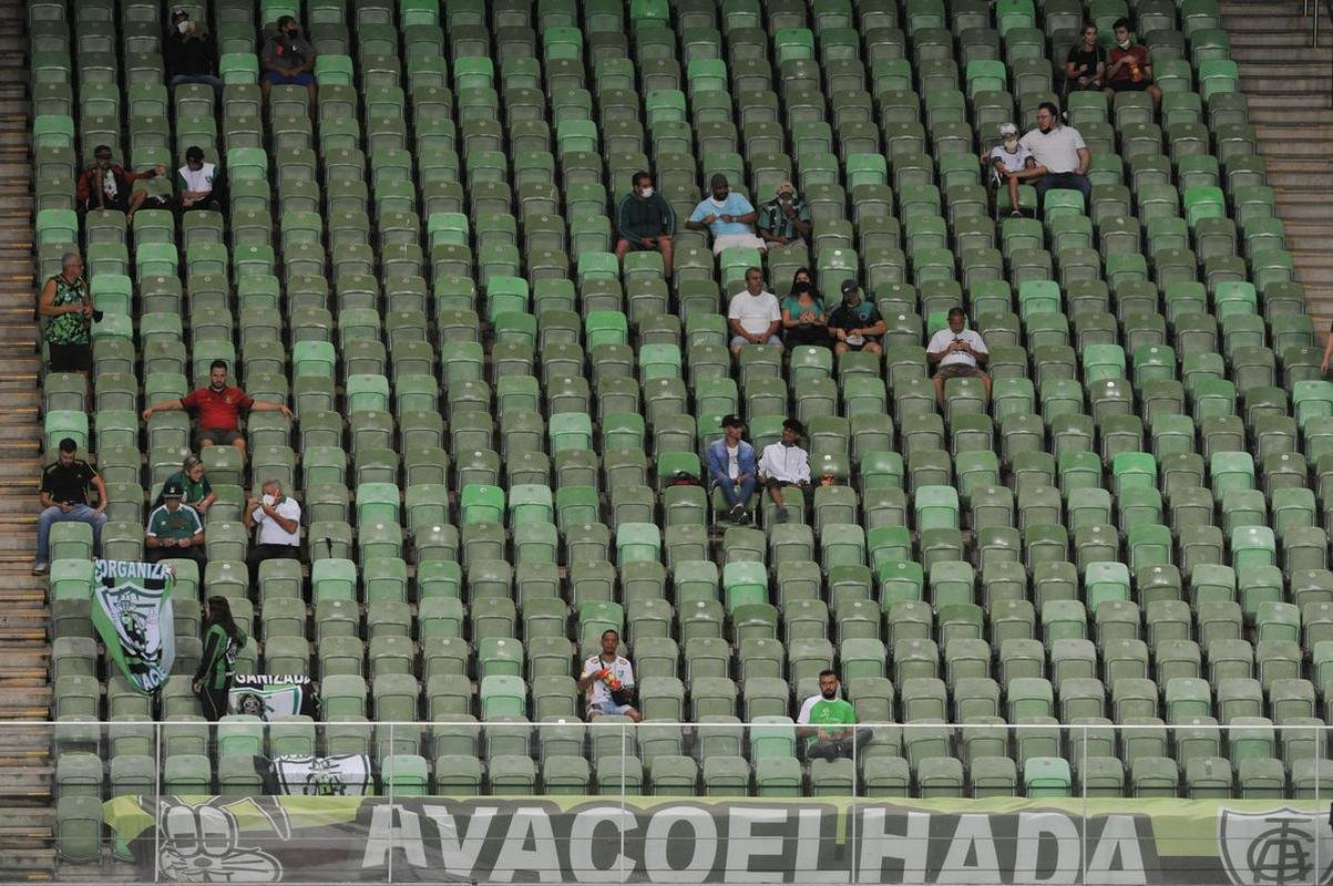 O Amrica recebeu o Patrocinense nesta quarta-feira (16), no Independncia, em Belo Horizonte, para confronto vlido pela 7 rodada do Campeonato Mineiro. A partida marcou a estreia do experiente goleiro Jailson com a camisa do Coelho.