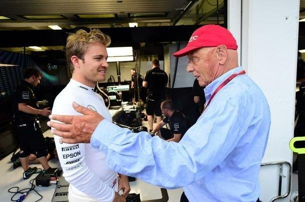 Niki Lauda virou conselheiro dos jovens pilotos da F-1