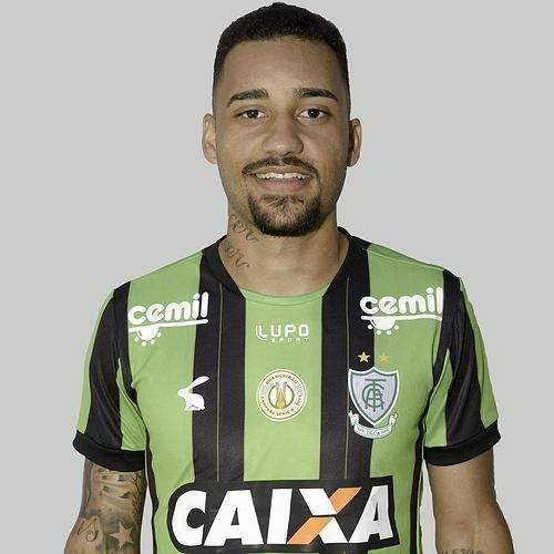 Robinho (atacante) -  emprestado pelo Fluminense at o fim de 2018