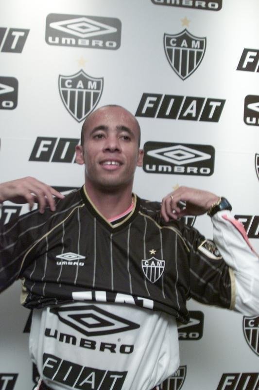 Enlton - 2003 - 2 jogos / 0 gols