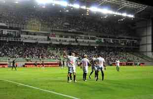 Nacho ampliou para o Atltico no clssico contra o Amrica pela Libertadores, no Independncia: 2 a 0