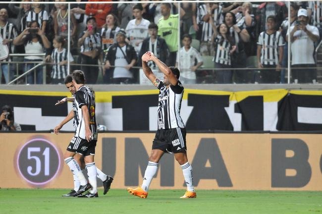 Fotos do jogo entre Atltico e Athletico-PR