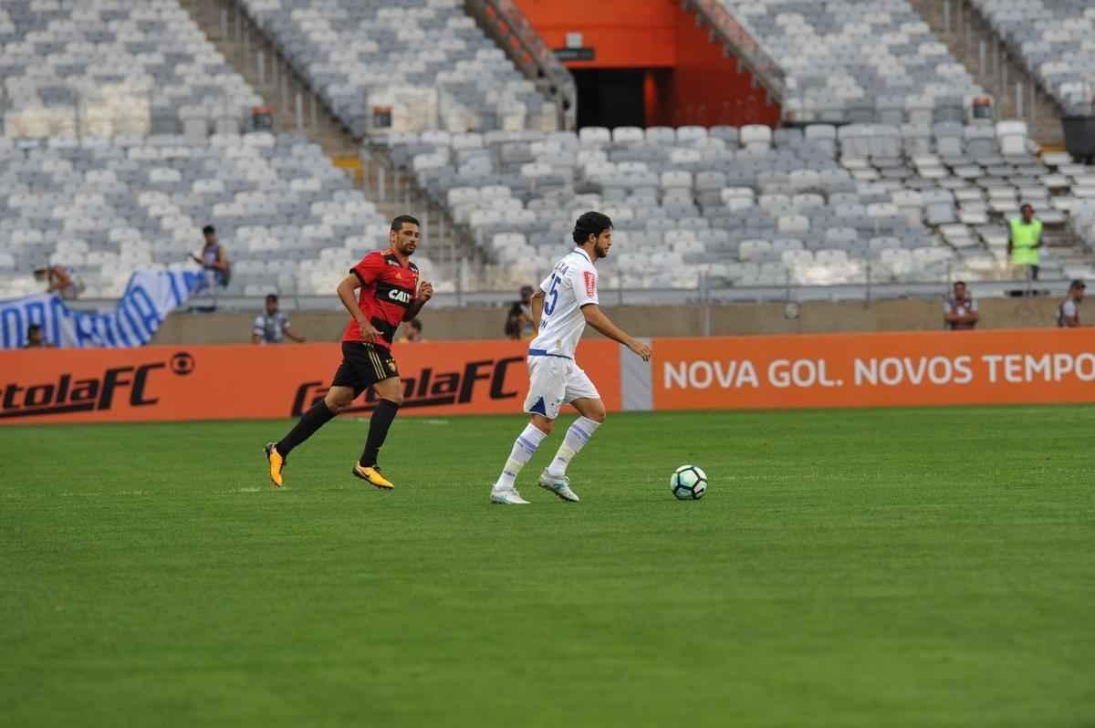 Imagens da partida entre Cruzeiro e Sport, duelo vlido pela 21 rodada da Srie A do Campeonato Brasileiro