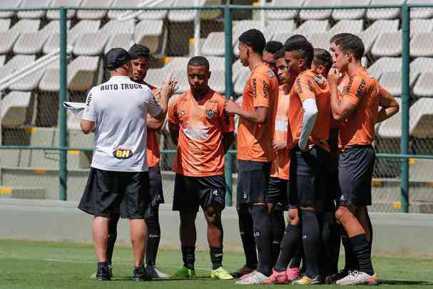 Fotos do ltimo treino do Atltico antes da estreia de Sampaoli