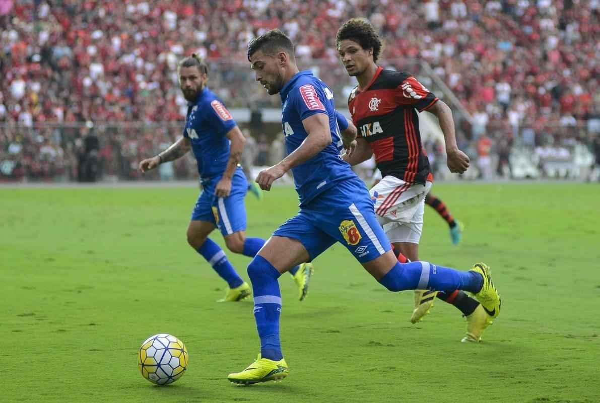Imagens do duelo entre Flamengo e Cruzeiro pela 27 rodada do Brasileiro