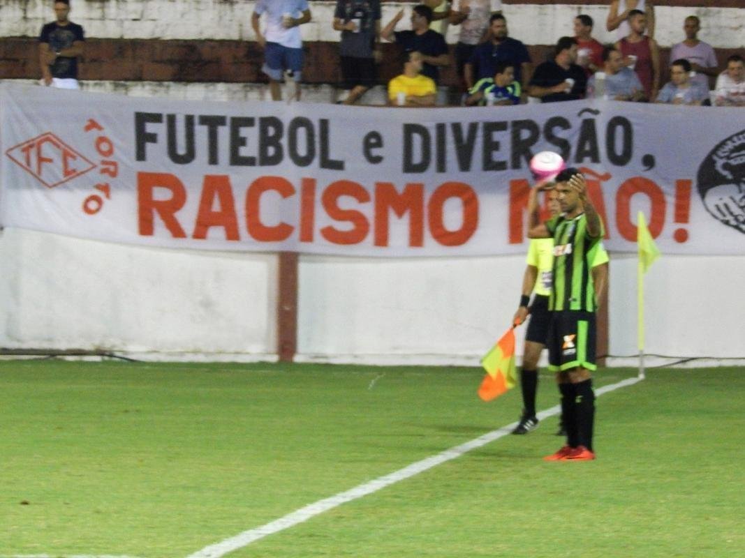 Amrica s empata com Tombense, em jogo fraco no Estdio Almeido, e pode perder posies