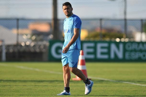 Aps conquistar o Mineiro, jogadores do Cruzeiro voltaram ao trabalho nesta tera-feira