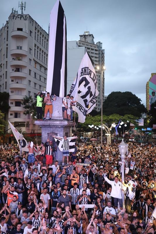 Bastidores da festa do Atltico em comemorao ao ttulo brasileiro