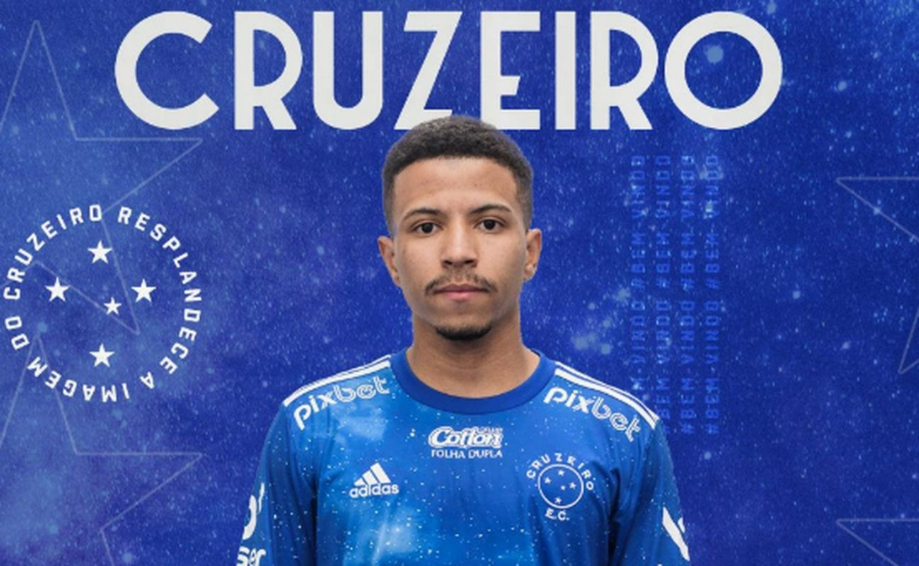 Marquinhos Cipriano (lateral-esquerdo) -  contrato at julho de 2023