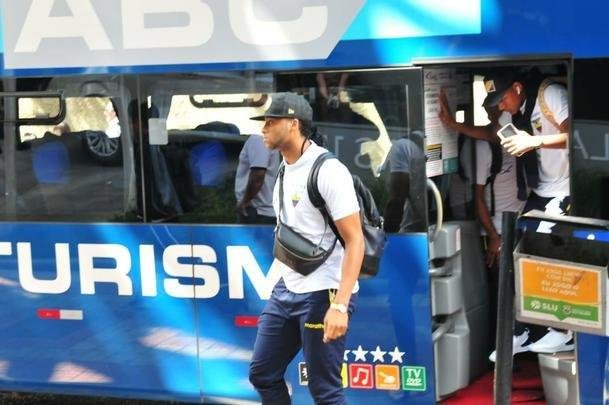 Delegao do Equador desembarcou nesta tera-feira em Belo Horizonte, onde estrear na Copa Amrica
