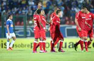 Imagens do jogo entre Cruzeiro e Internacional, na Arena do Jacar, pelo Brasileiro