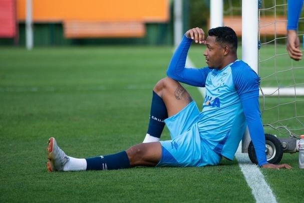 Antes de primeiro jogo da semifinal da Copa do Brasil, contra o Palmeiras, Cruzeiro treinou no CT do So Paulo, na Barra Funda, nesta tera-feira (11/09)