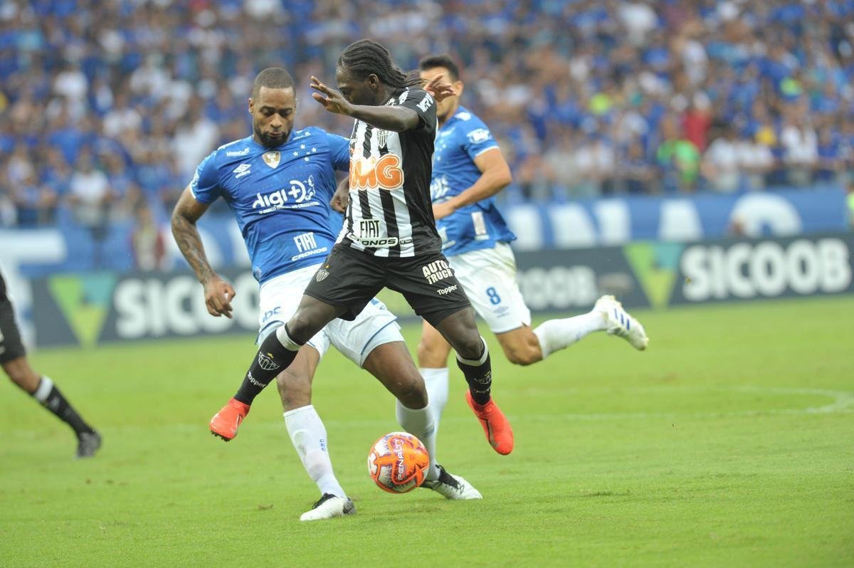 Fotos do segundo tempo do clssico entre Cruzeiro e Atltico, pela final do Mineiro