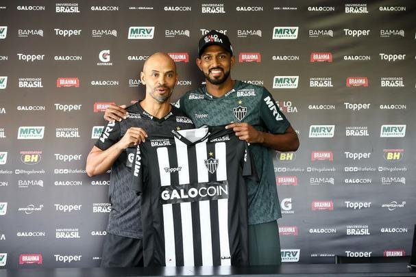 Imagens da apresentação de Maicon Bolt no Atlético