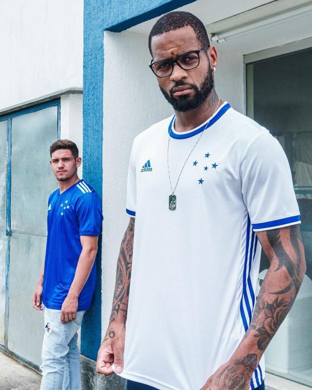 Nova coleo de uniformes do Cruzeiro, confeccionada pela Adidas, para 2020