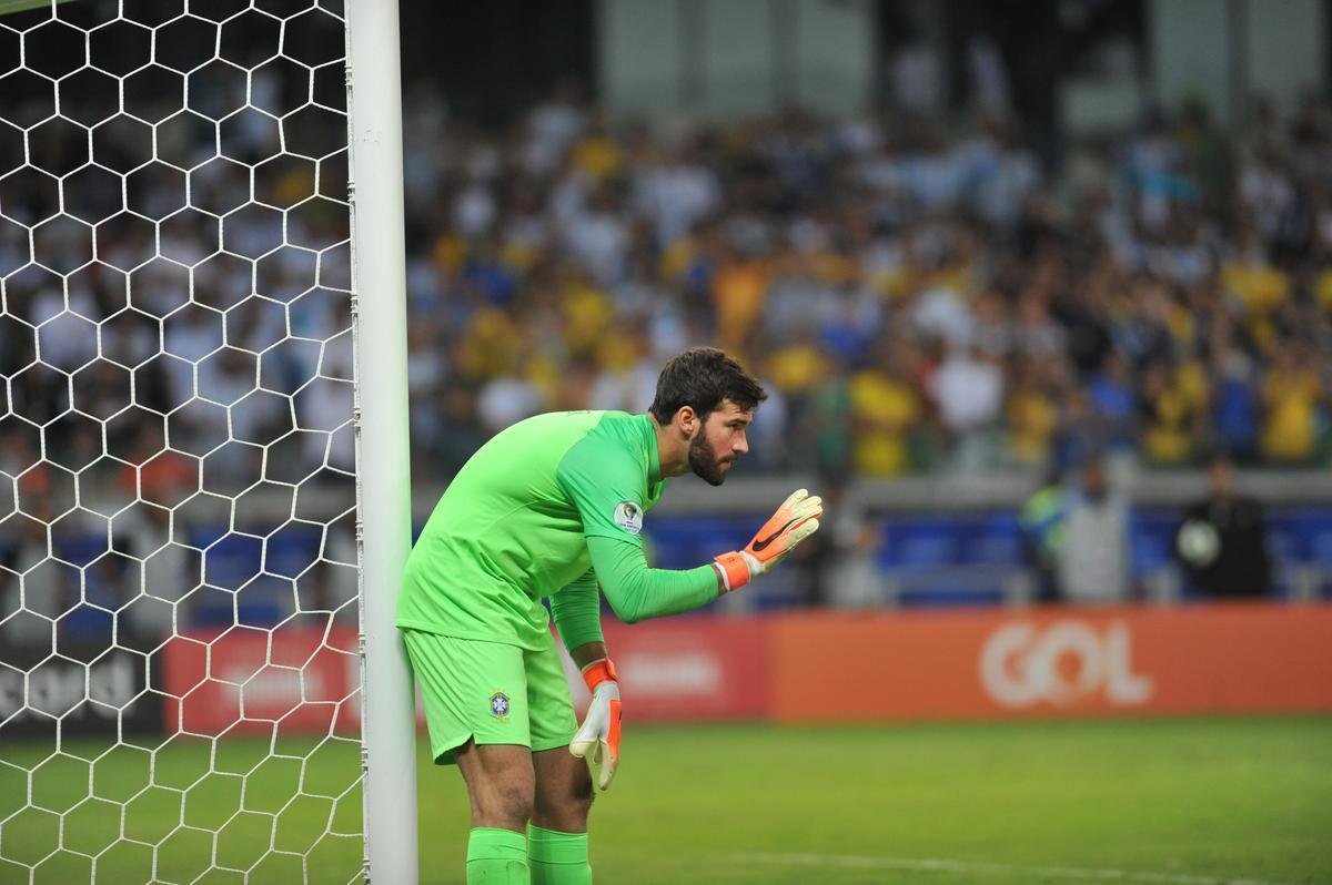 Fotos da vitria do Brasil sobre a Argentina, por 2 a 0, no Mineiro, pela semifinal da Copa Amrica; Gabriel Jesus e Firmino marcaram os gols da seleo em BH