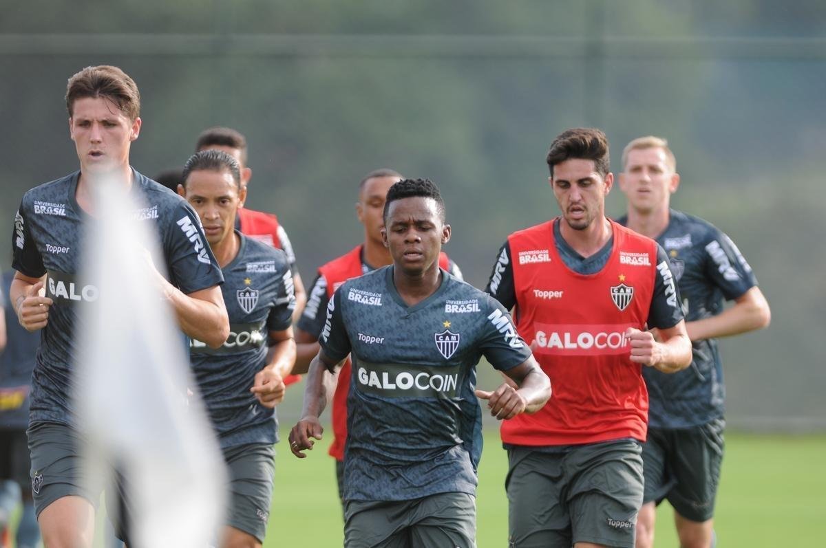 Veja imagens do primeiro dia de trabalho do Atltico no ano