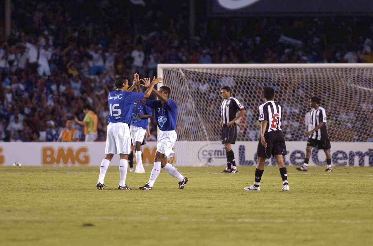 26/04/2009 - Cruzeiro 5 x 0 Atltico - Mineiro (Belo Horizonte) - Campeonato Mineiro